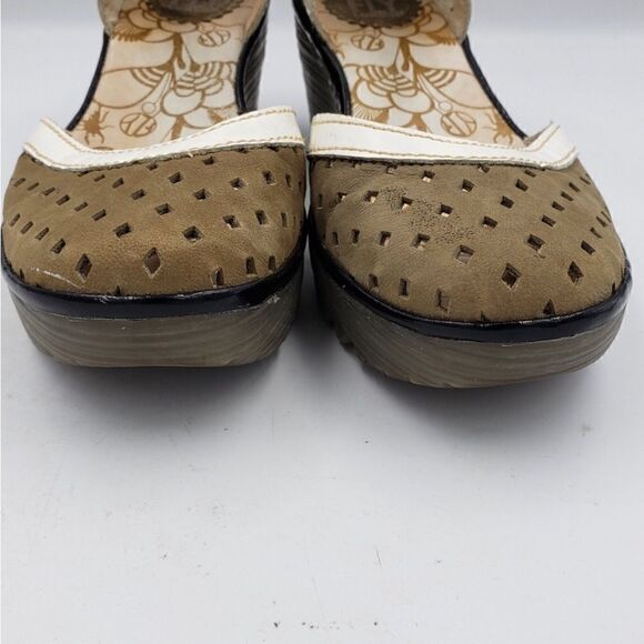 Fly London Wedge Closed Toe Sandal - Picture 3 of 13
